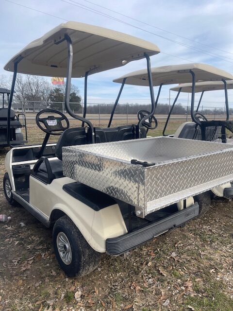 2002 Club Car DS GAS with ALUM BED - Image 2