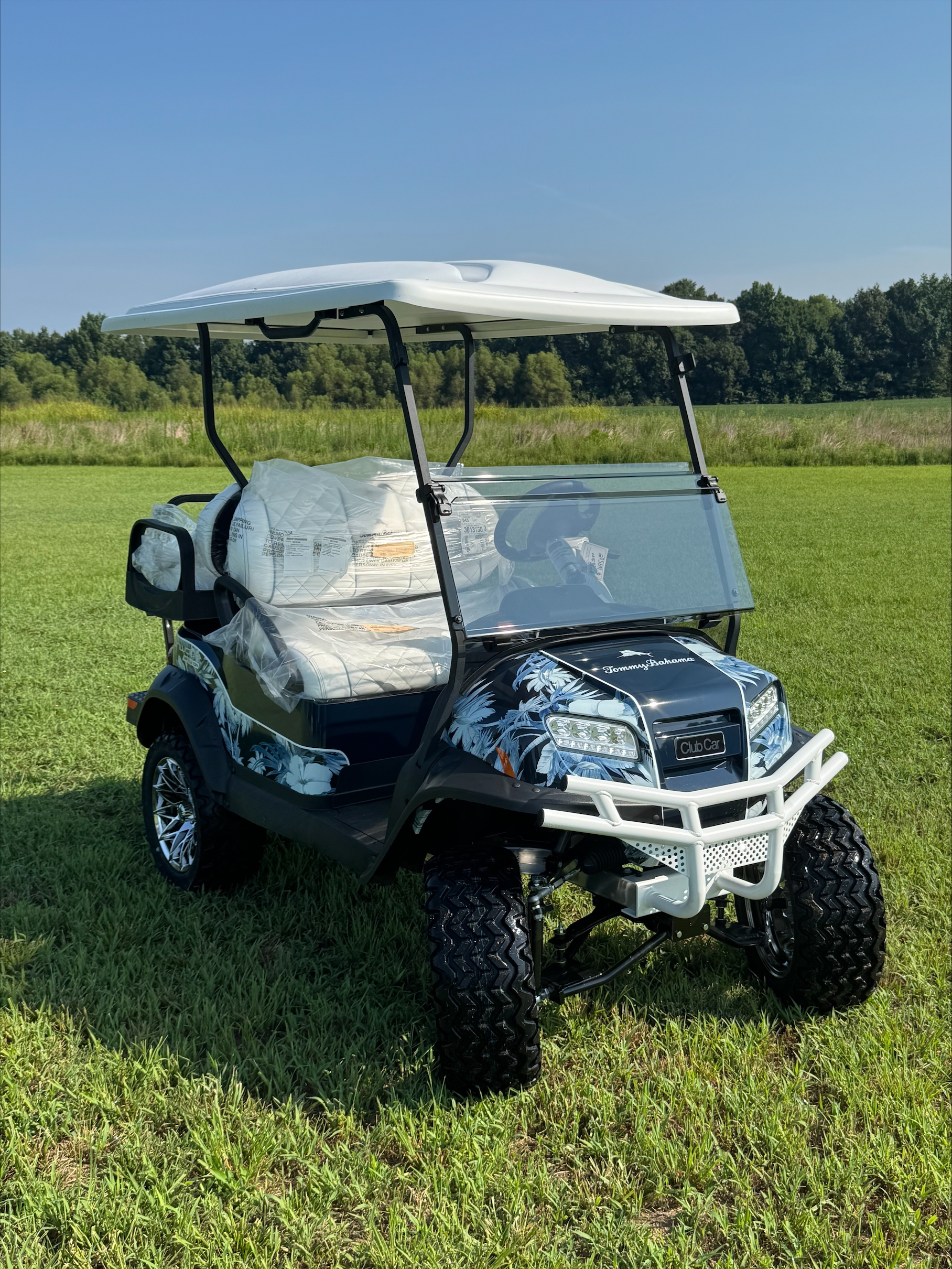 2026 Club Car Tommy Bahama Special Edition - Image 8