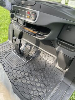 2027 Club Car Onward 4 Pass Non Lifted GAS MATTE Blue - Image 4